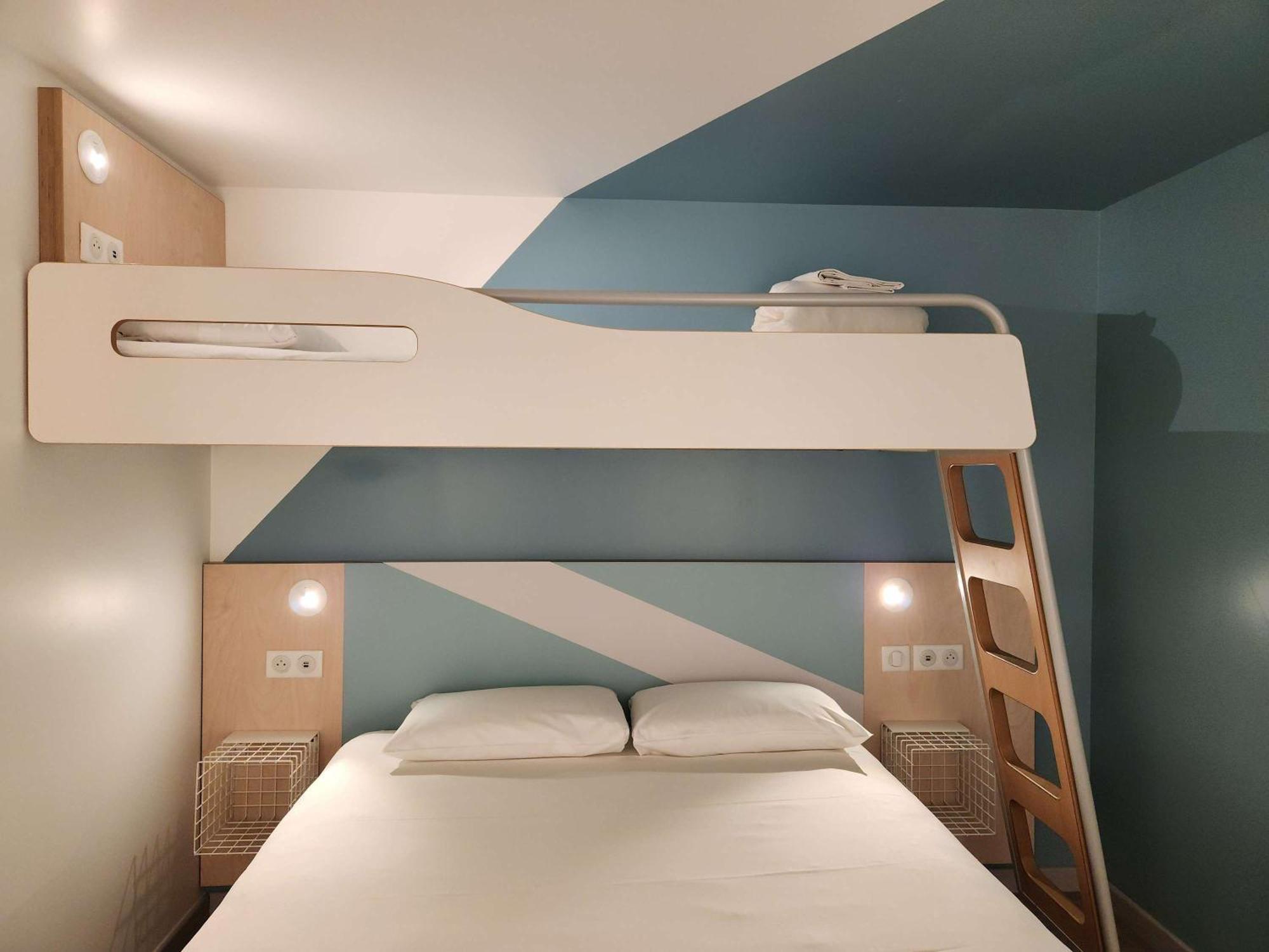 Ibis Budget Chambourcy Saint Germain Buitenkant foto