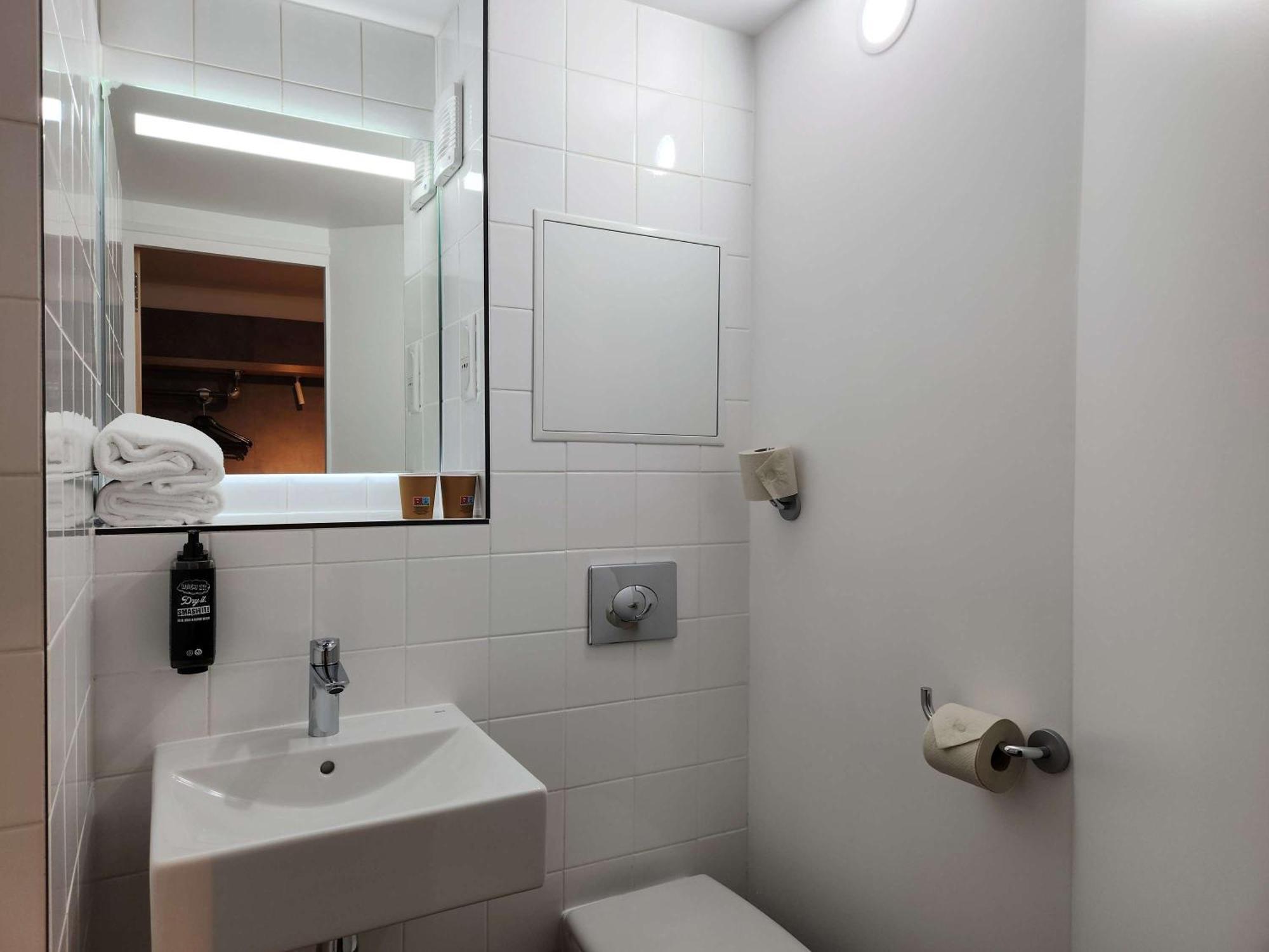 Ibis Budget Chambourcy Saint Germain Buitenkant foto