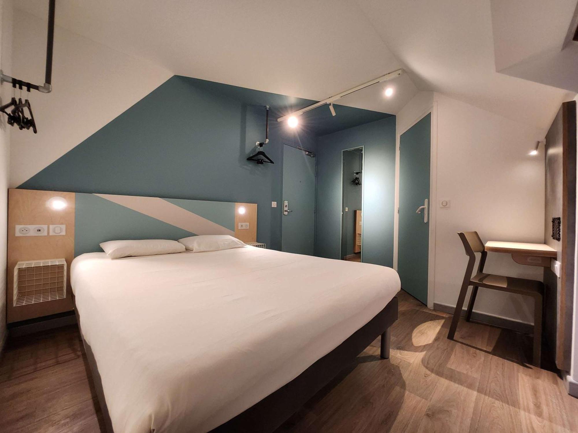 Ibis Budget Chambourcy Saint Germain Buitenkant foto