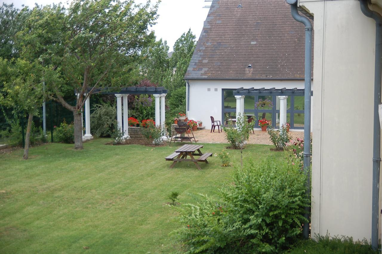 Ibis Budget Chambourcy Saint Germain Buitenkant foto