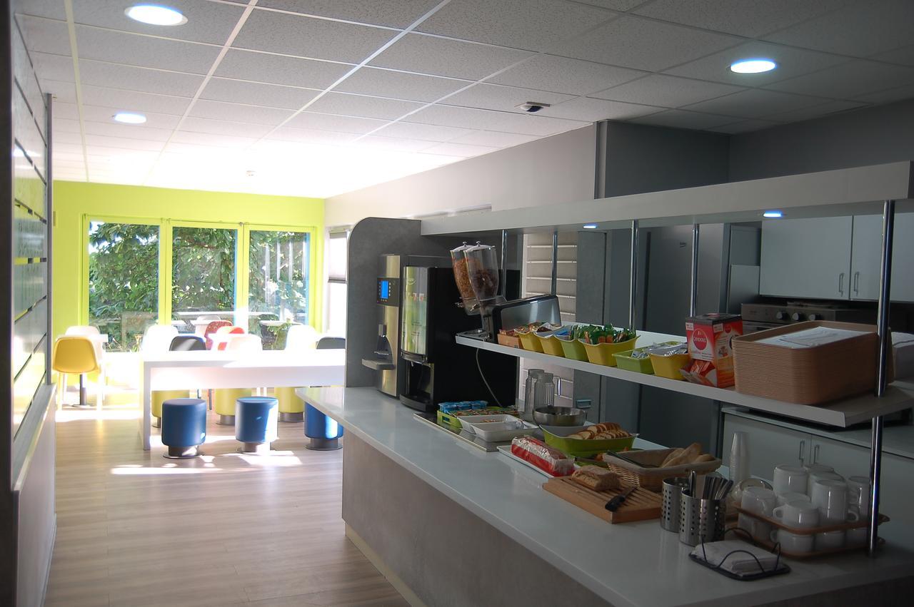 Ibis Budget Chambourcy Saint Germain Buitenkant foto